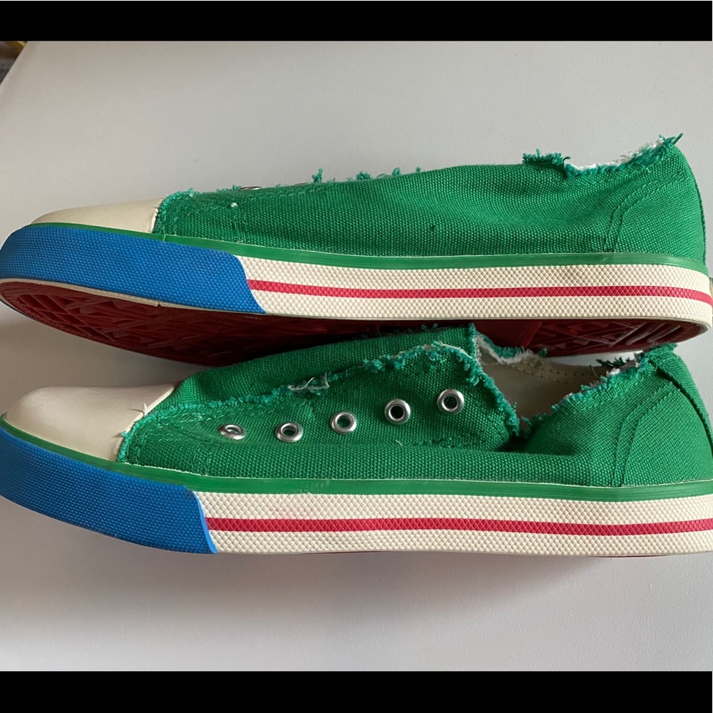 MINI BODEN Green Laceless Canvas Pull-Ons
